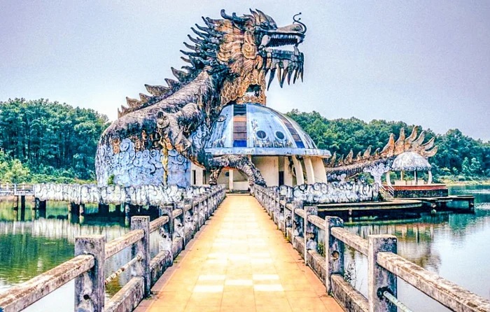 Inside Ho Thuy Tien, Vietnam's Abandoned Water Park